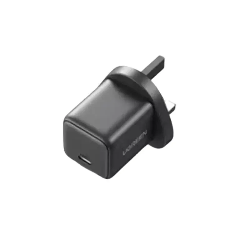 Ugreen 65056B 45W USB-C GaN Fast Charger UK Plug — photo 4