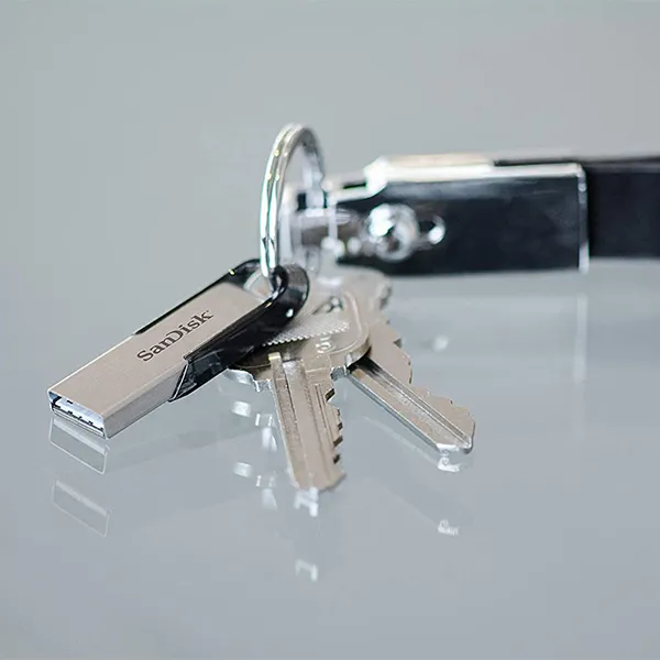 SanDisk Ultra Flair USB 3.0 256GB Flash Drive — photo 5