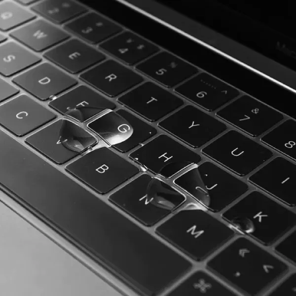 WiWU Keyboard Protector – MacBook Pro 14.2 / 16.2″ — photo 3