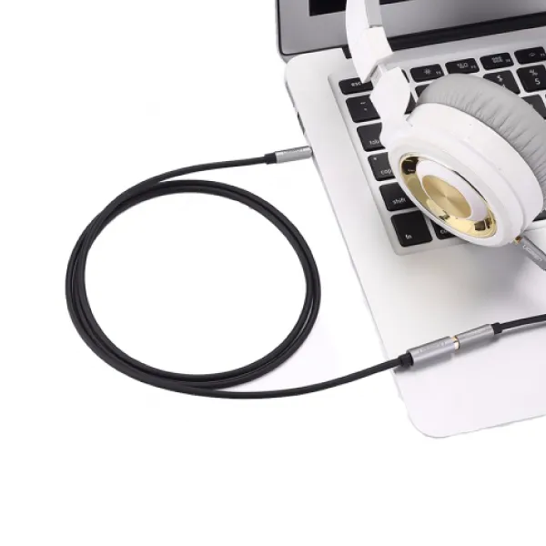Ugreen 10595 3.5mm 3M Male To 3.5mm Female Extension Cable — photo 3