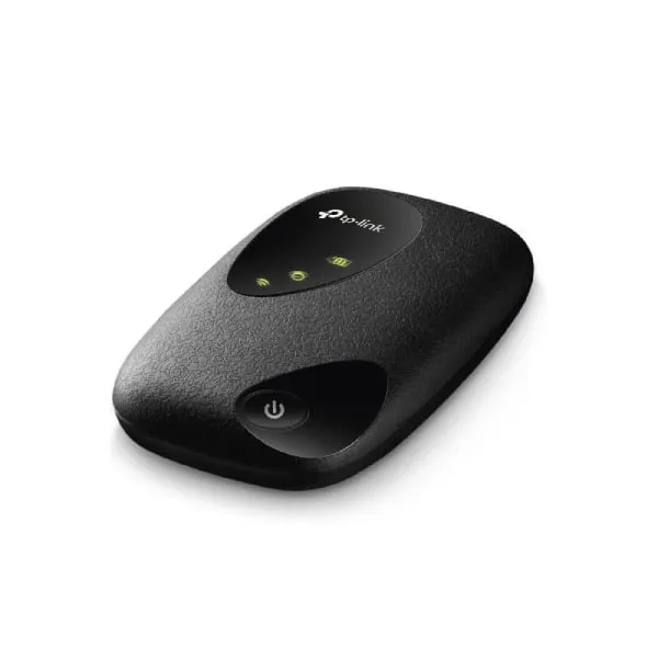 TP-Link M7000 4G mobile Wi-Fi — photo 3