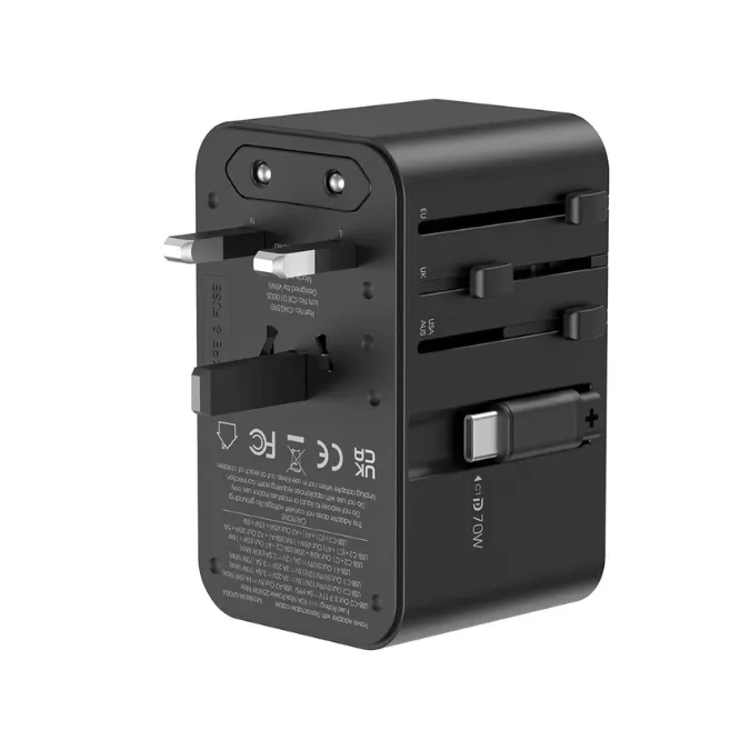 WiWU WI-UA004 70w Gan Universal Plug Adapter Black — photo 3