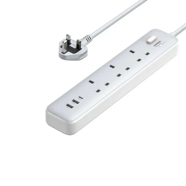 Ugreen 30W Power Strip with 3 AC Outlets & Master Switch (2A1C)