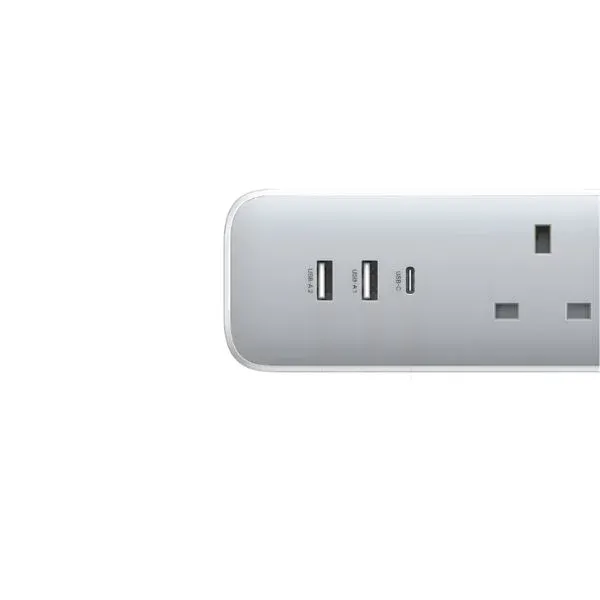 Ugreen 30W Power Strip with 3 AC Outlets & Master Switch (2A1C) — photo 3