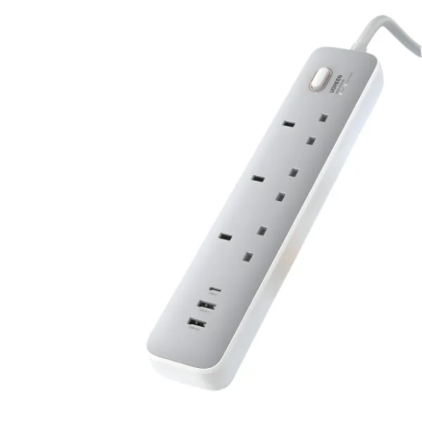 Ugreen 30W Power Strip with 3 AC Outlets & Master Switch (2A1C) — photo 2