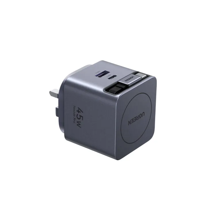 Ugreen 65823 45W GaN Fast Charger with Retractable Cable — photo 2