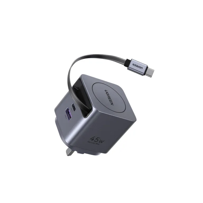 Ugreen 65823 45W GaN Fast Charger with Retractable Cable — photo 3