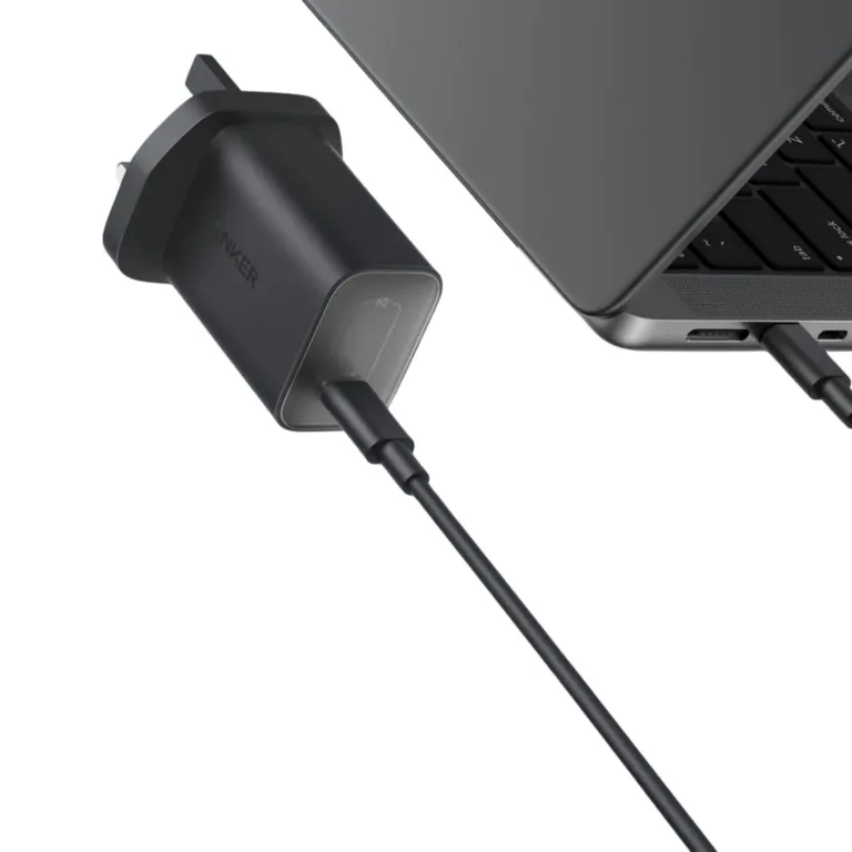 Anker B2679K11 100W Nano USB-C Fast Charger — photo 3